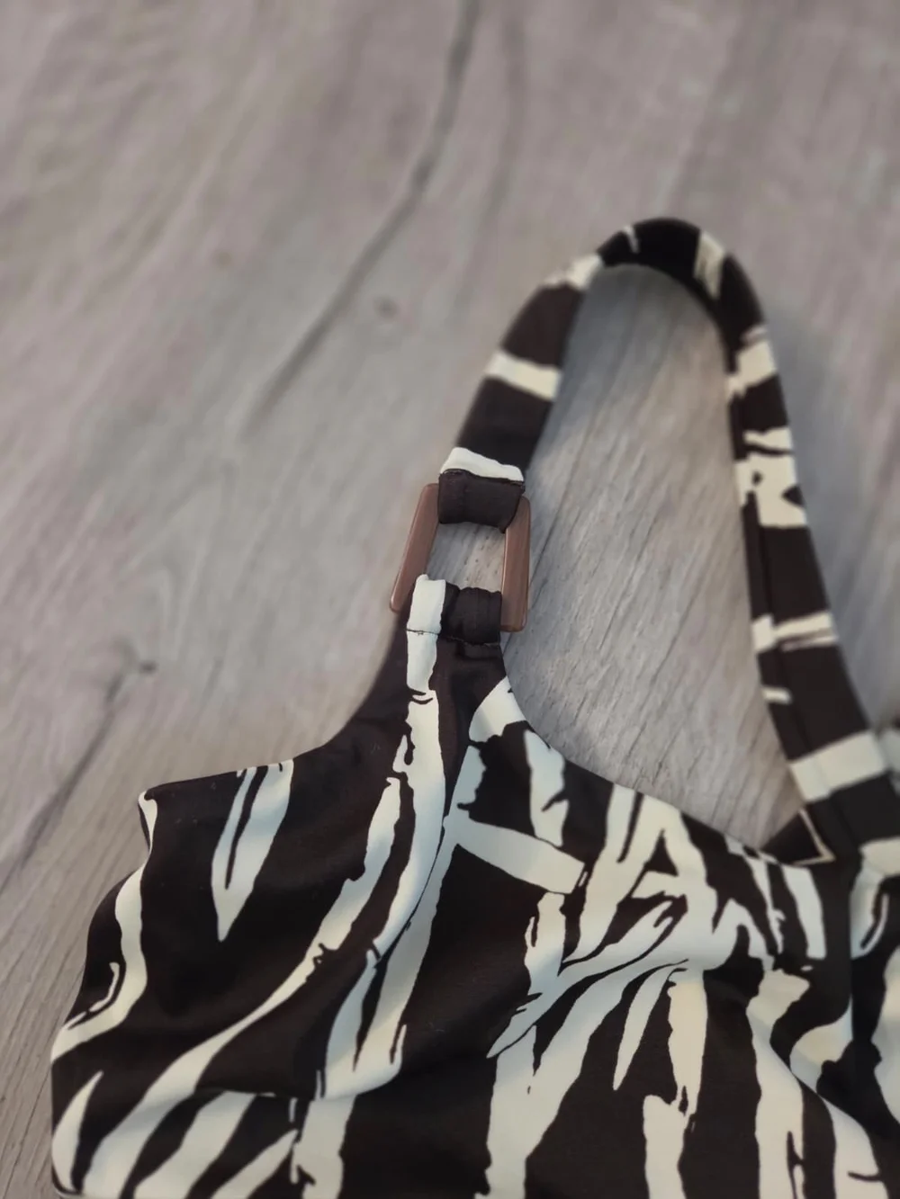 Lands' End Black One-Piece Swimsuit with Cream Palm Print